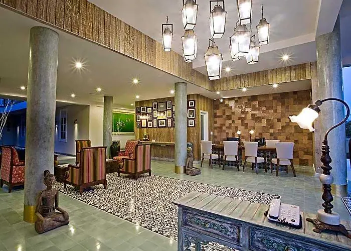 Maison At C Boutique & 4*