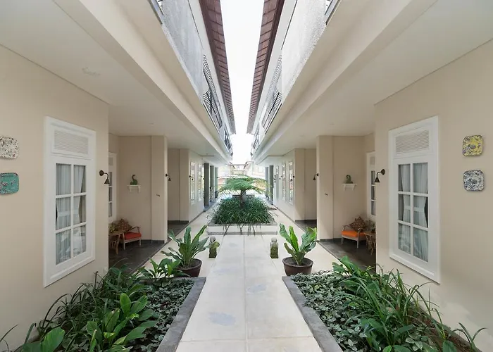 Отель Maison At C Boutique & 4*